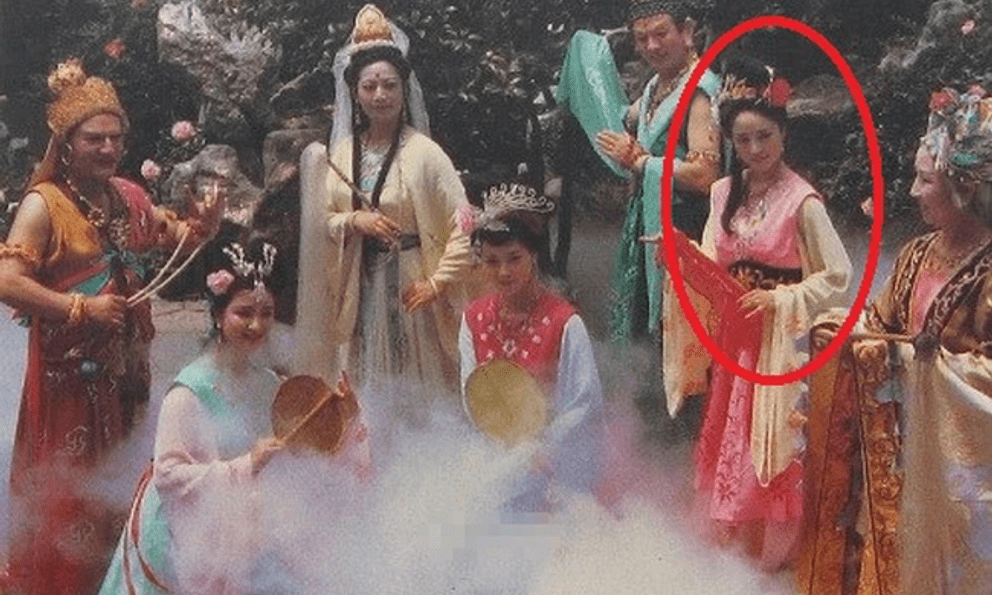 Vai phụ trong Tây Du Ký 1986 chỉ lên hình vài phút, ngoài đời học giỏi, giờ còn là nhân vật 