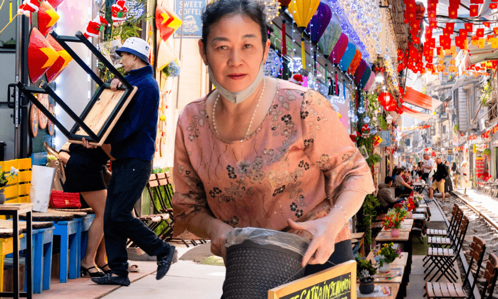 Cảnh đối lập trên phố cà phê đường tàu Khâm Thiên - Lê Duẩn khi lực lượng chức năng ra quân xử lý vi phạm