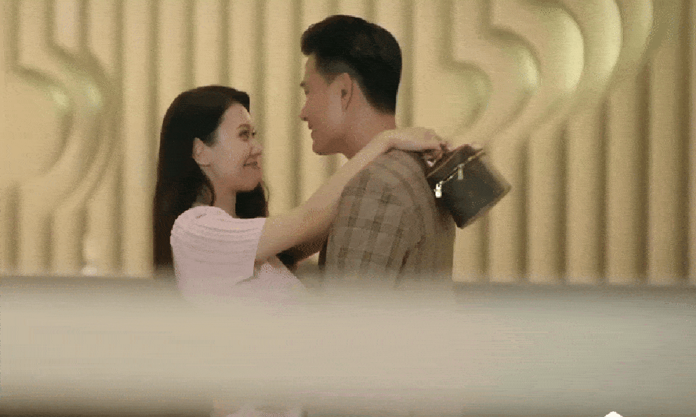 Hoá ra tổng tài hot nhất hiện tại lại là trap boy: Cả MXH rủ nhau quay xe gấp, đã phản diện xin đừng đẹp trai