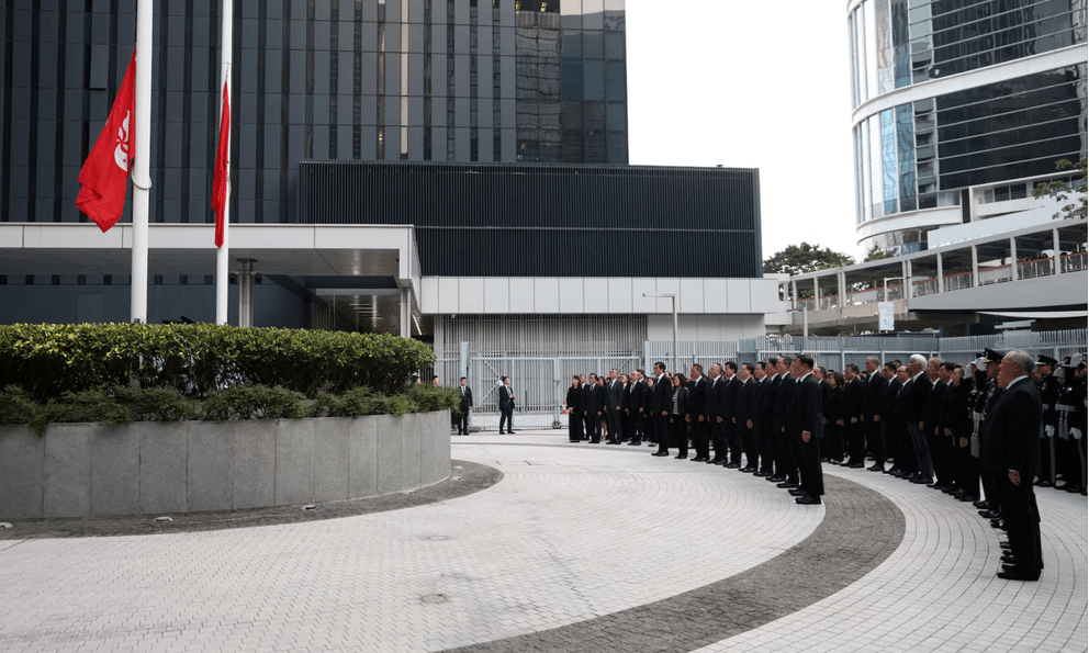 Hong Kong (Trung Quốc) để tang 3 ngày tưởng niệm nạn nhân vụ cháy kinh hoàng nhất sau hơn 7 thập kỷ