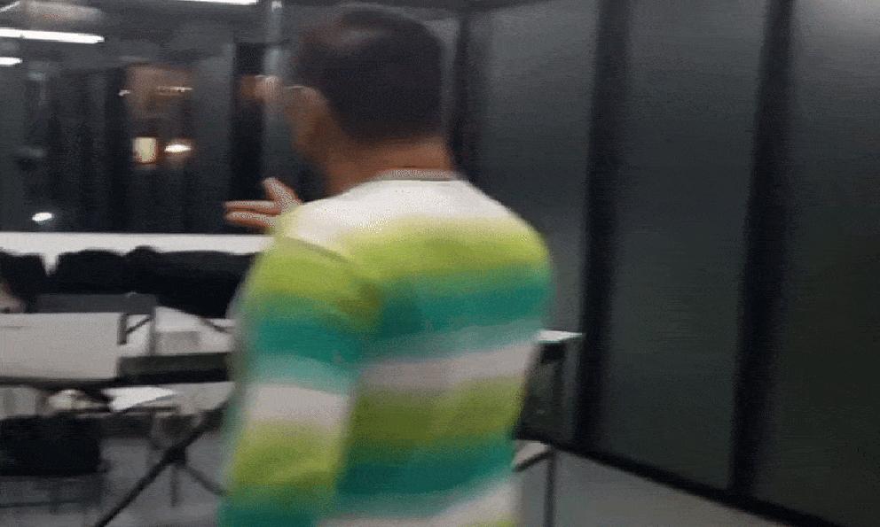 Diễn viên nổi tiếng qua đời vì trượt chân ngã khi đang sửa nhà