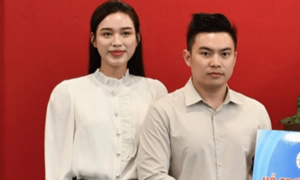 Vợ chồng Đỗ Hà - Viết Vương và số tiền 5 tỷ đồng phủ sóng MXH!