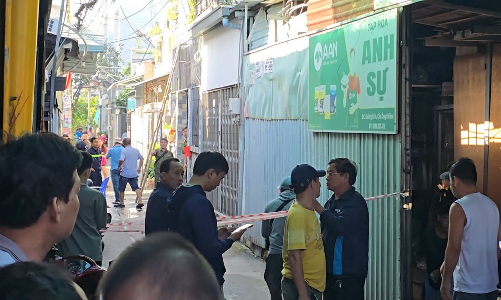 Phát hiện chất lỏng lạ tại hiện trường vụ cháy nhà khiến 1 người tử vong ở TP.HCM