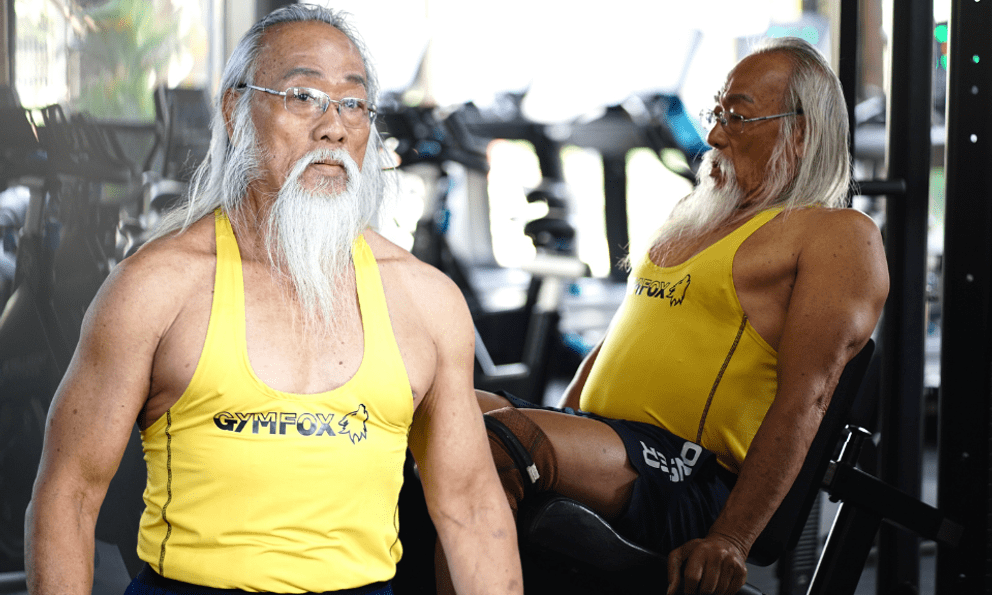 5 giờ sáng của một cụ ông ở TP.HCM khiến cả phòng gym sững sờ