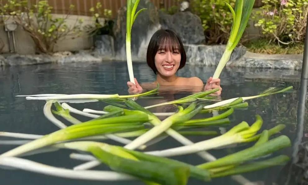 Văn hóa “dị’’ Nhật Bản: Bồn tắm hành chữa lành cho những tâm hồn mệt mỏi