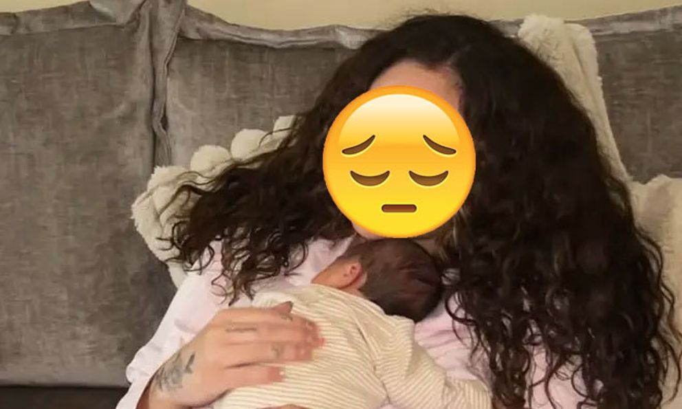 Nữ ca sĩ đau đớn thông báo 2 con song sinh mắc bệnh nặng, có thể liệt suốt đời