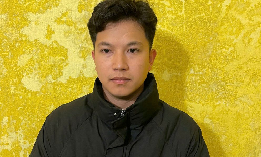 Khám xét nơi ở, bắt đối tượng cầm đầu Nguyễn Văn Hạnh, thu giữ nhiều con dấu