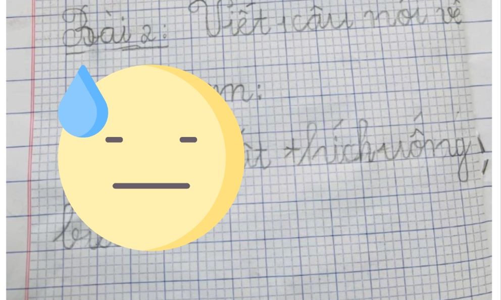 Làm bài tập về nhà, cậu bé lớp 1 vô tình để lộ bí mật khiến mẹ 