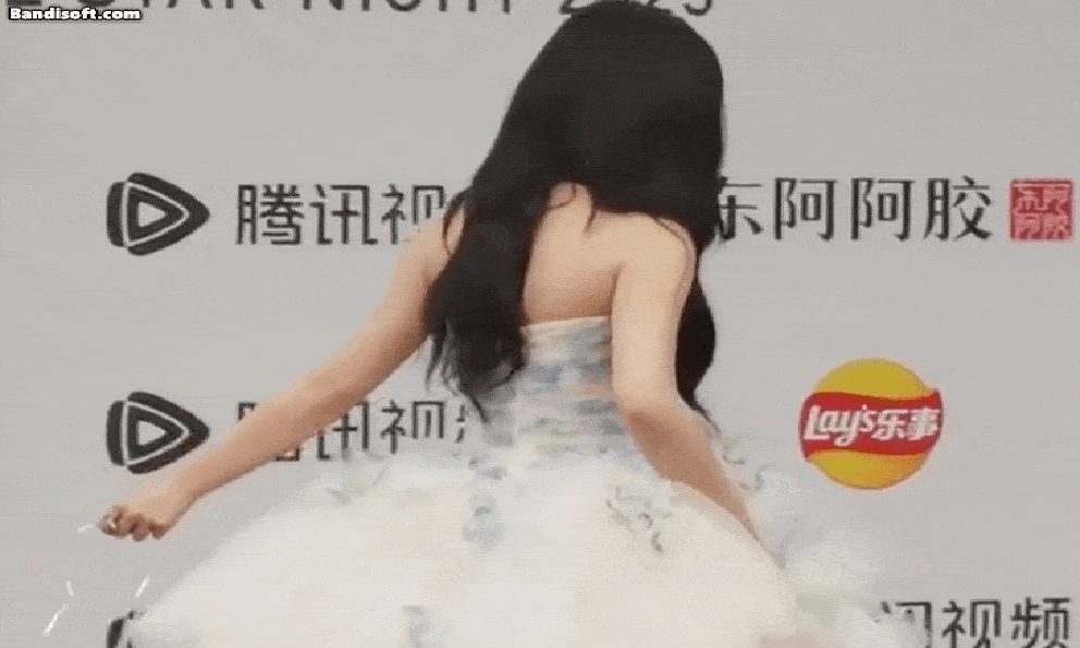 42 tuổi trẻ như thiếu nữ 18, cả showbiz có đúng 1 người: Đôi mắt long lanh cưng muốn xỉu, da đẹp đến phát hờn