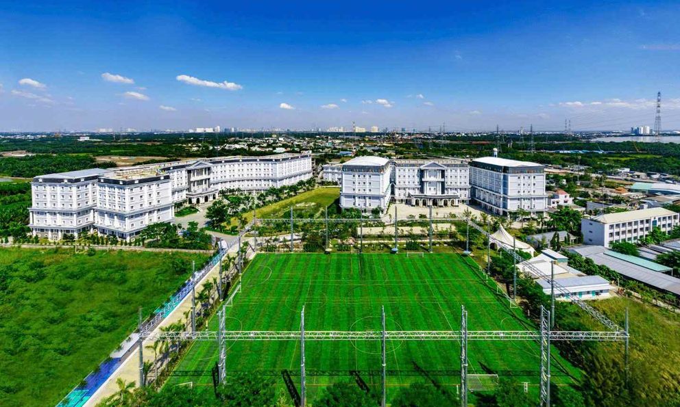 Nhìn lại những lùm xùm của trường Quốc tế Mỹ AISVN trước khi bị giải thể