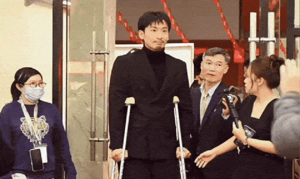 Chuyện tồi tệ gì đã xảy ra với Tuấn Trần?