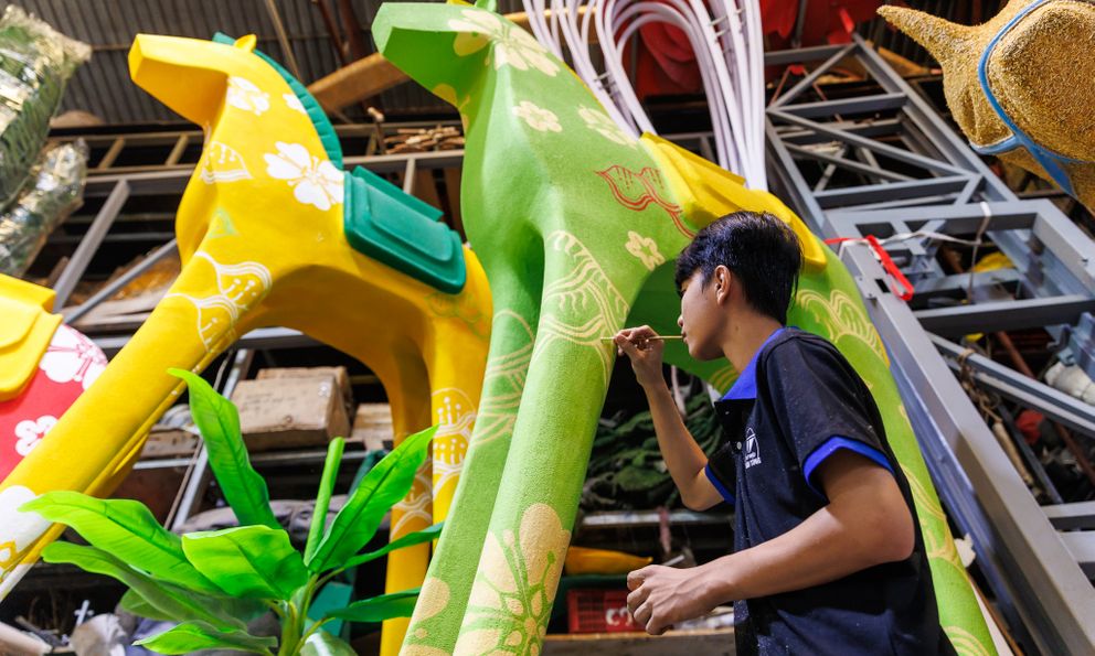 Lộ diện những linh vật ngựa ở Đường hoa Nguyễn Huệ Tết Bính Ngọ 2026