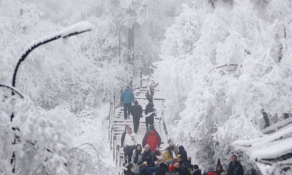 Khách Việt bị yêu cầu giấu túi nilon đi khi du lịch Trung Quốc, lý do phía sau khiến ai cũng lạnh sống lưng