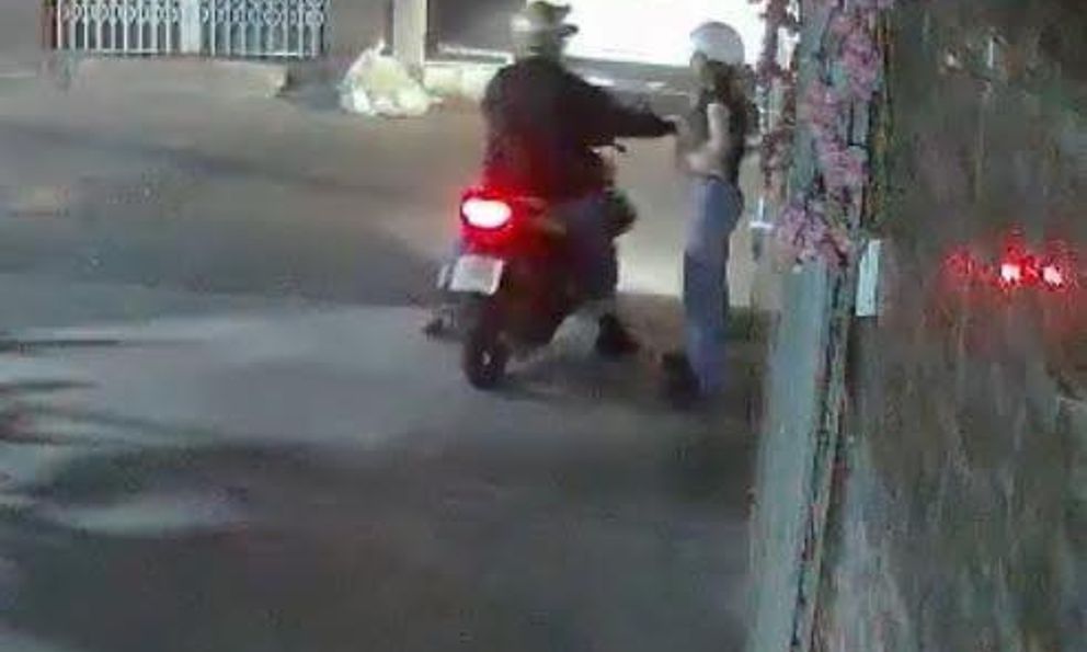 TP.HCM: Cô gái 23 tuổi bị gã đàn ông lạ mặt quấy rối sau giờ học trang điểm, hiện vẫn trong trạng thái bất an không dám ra ngoài một mình