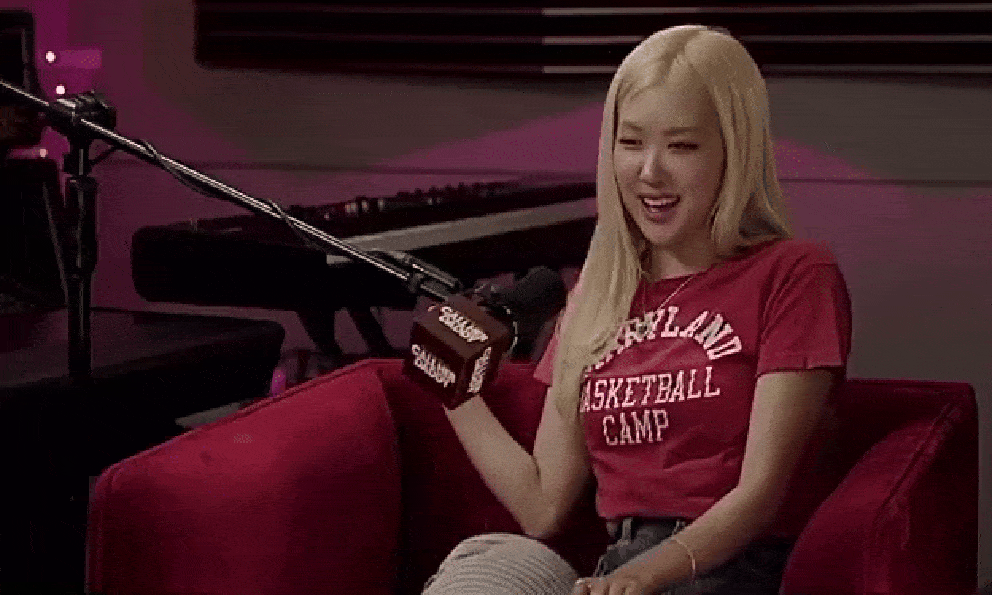 Rosé thừa nhận hẹn hò, dùng 