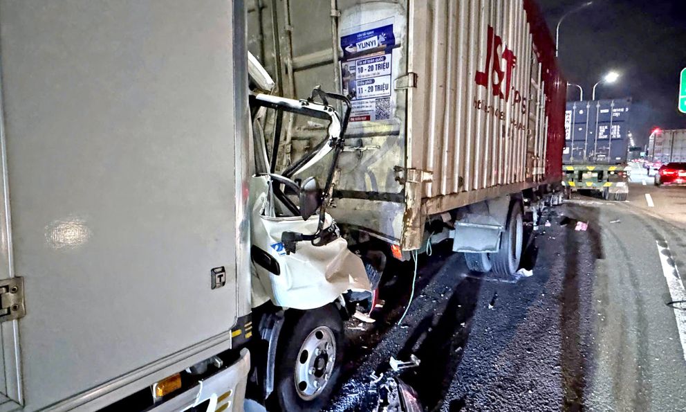 Nguyên nhân vụ tai nạn liên hoàn trên cao tốc TP.HCM - Long Thành - Dầu Giây