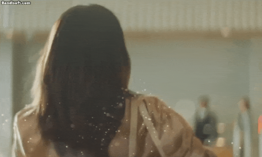 Thiên sứ ở đâu lưu lạc nhân gian vậy trời: Đẹp không gì tả nổi, giọt nước mắt cũng như kim cương châu báu