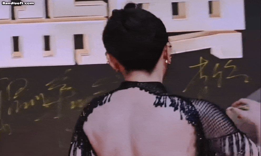 51 tuổi mà như 30 thế này thì chịu luôn đấy: Mỹ nhân đúng là mỹ nhân, nghịch lý càng có tuổi càng đẹp