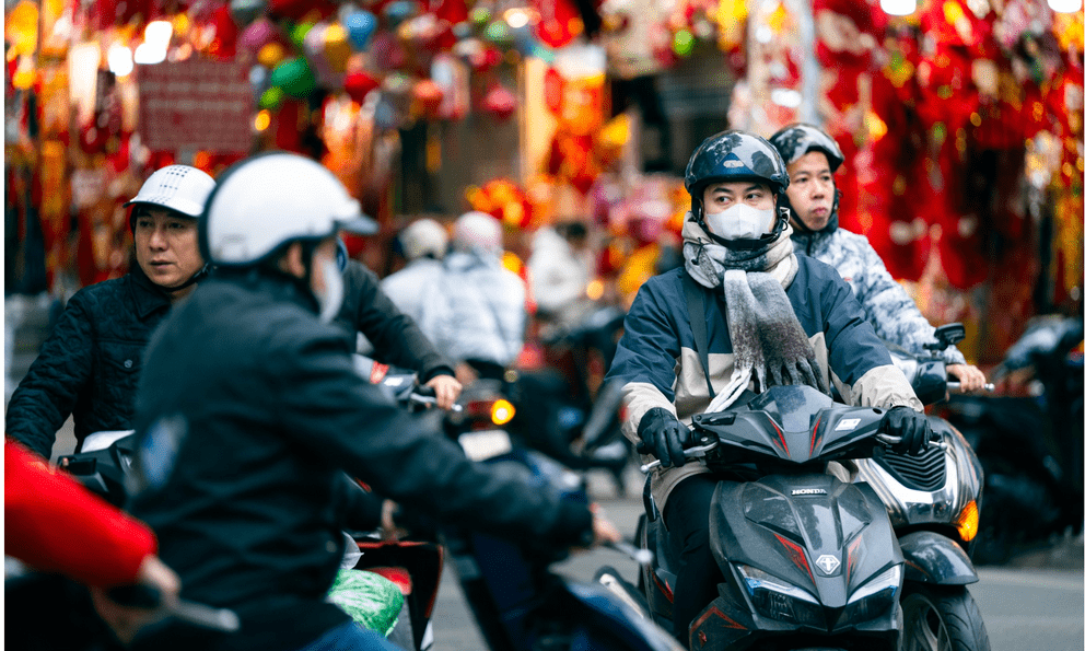 Sau ngày nóng kỷ lục vào mùa đông, Miền Bắc chính thức đón không khí lạnh, Hà Nội chỉ còn 16 độ