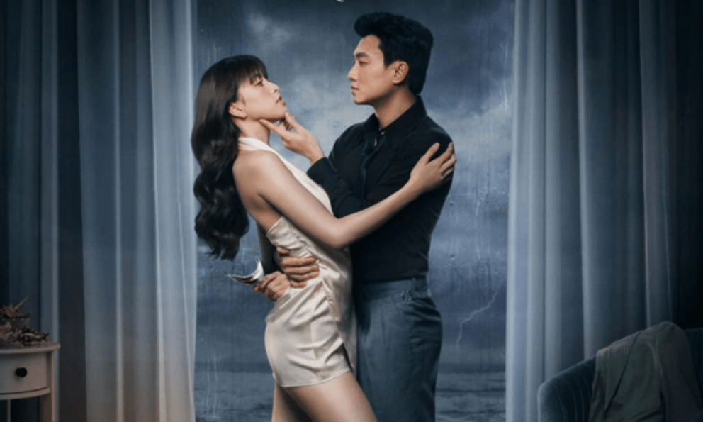 Phim Việt mới tung poster đã được hóng cực độ: Cặp chính đẹp đôi tuyệt đối, chỉ nhìn nhau cũng bùng nổ chemistry