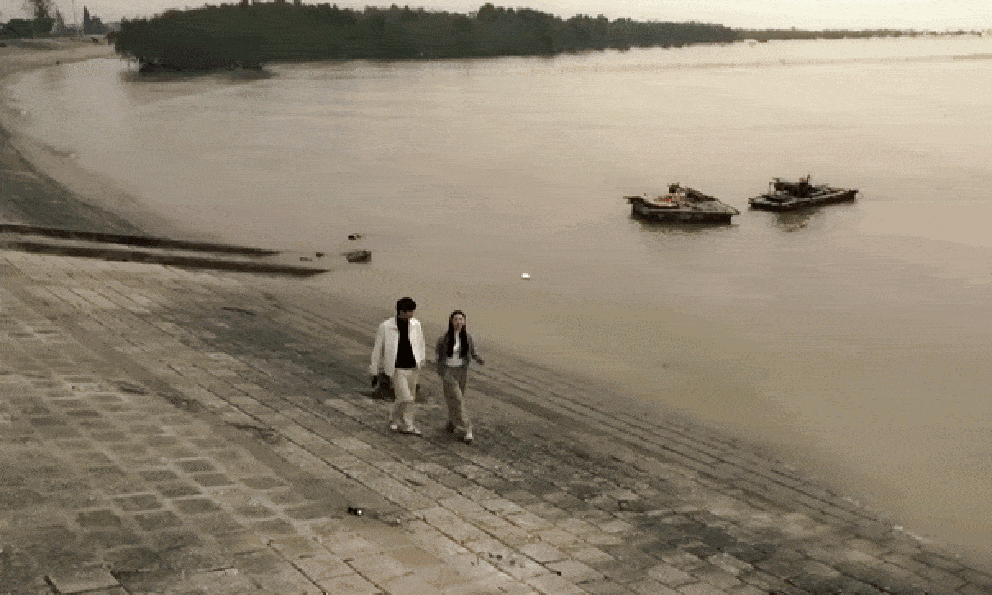 Nhìn cặp sao Việt này tán nhau mà cả MXH là người đổ: Nhà trai đẹp không vết xước, nhà gái được ví với Phạm Băng Băng