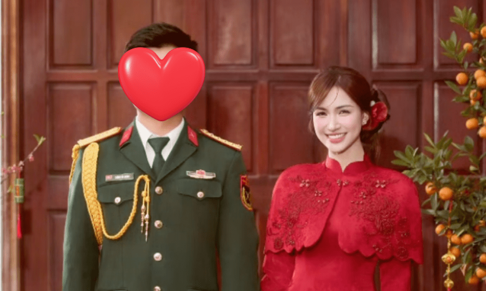 Hòa Minzy công khai ra mắt bạn trai mặc quân phục, đã được gia đình đồng ý