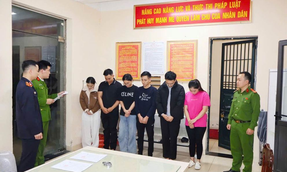 Bắt 7 nhân viên Viện thẩm mỹ quốc tế Vera: Sử dụng nước muối sinh lý tiêm cho khách hàng muốn tăng kích thước 