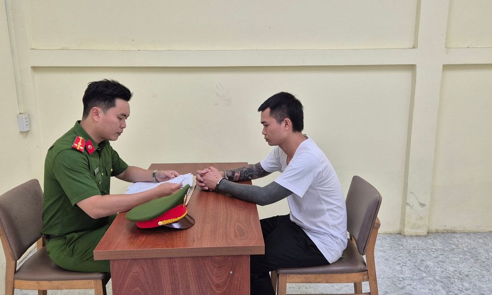 Truy tố Tiktoker “Tàng Keng Ông Trùm” và “Dù Bầu Trời”