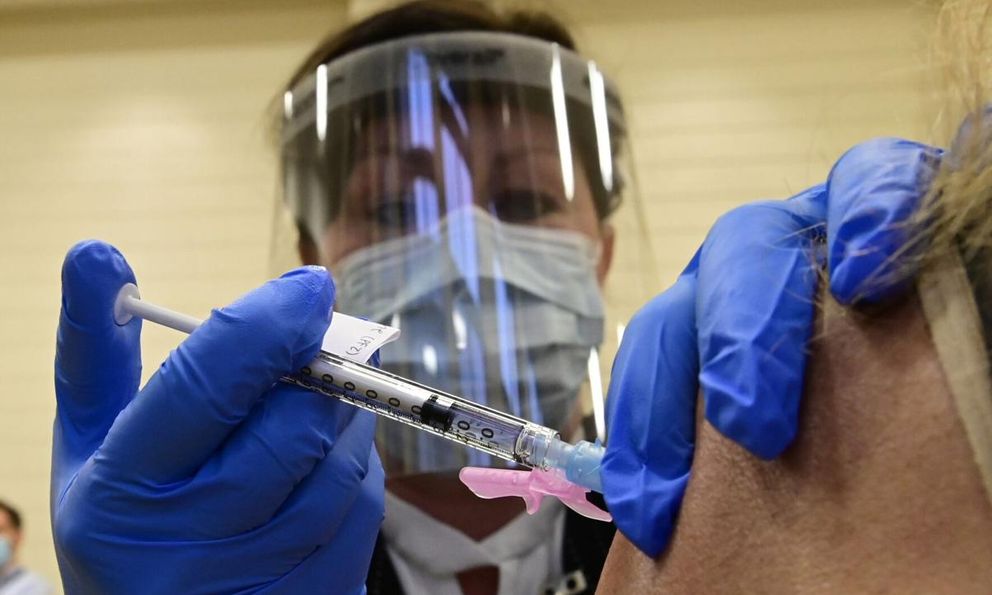 Tất cả những điều cần biết về biến thể COVID-19 