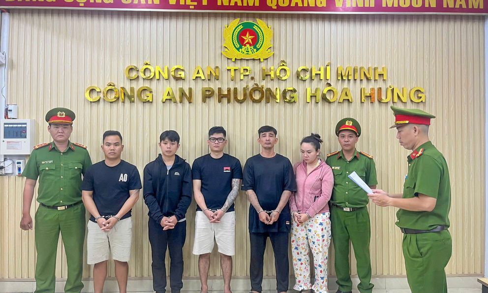 Tạm giữ khẩn cấp nhóm đối tượng náo loạn khu phố tại TP.HCM