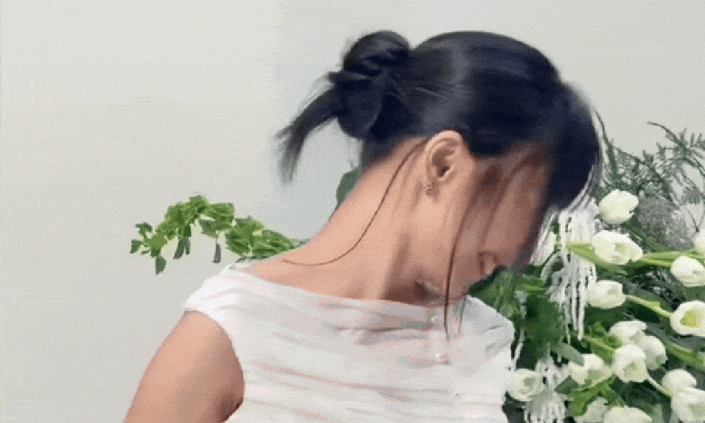 Đã tìm ra cô gái mang cả mặt trời trong nụ cười, đẹp thế này không tươi nhất Việt Nam thì quá phí