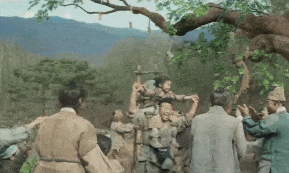 MXH Việt đang khen tới tấp phim Hàn “hay kinh khủng”: Nam chính xé sử bước ra, đôi mắt chất chứa 1000 nỗi buồn