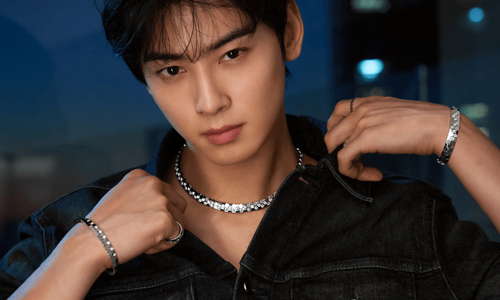 Cha Eun Woo đăng tâm thư xin lỗi khán giả, có động thái giữa ồn ào trốn thuế chấn động Kbiz