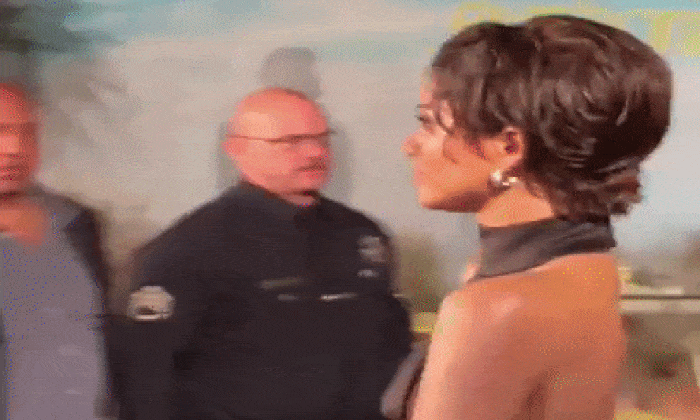 Hãy nhìn mỹ nhân 18+ này định nghĩa lại 2 từ gợi cảm: Đường cong như được 