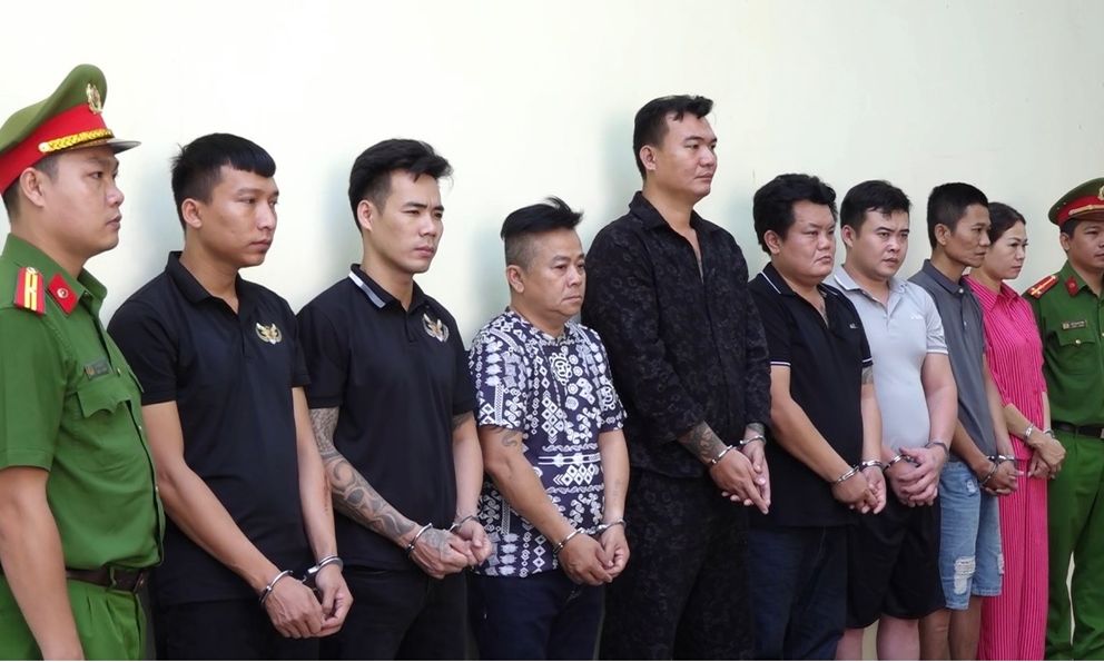 Bắt vợ chồng Giám đốc Hồ Minh Đạt và Nguyễn Thị Giang 