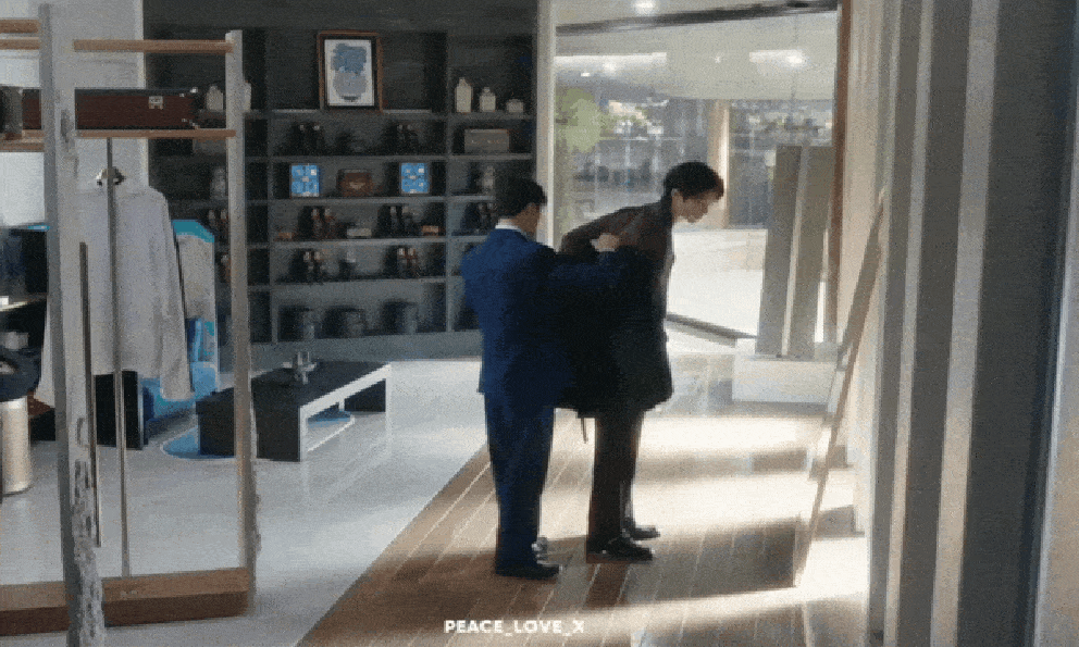 Đây chính là mỹ nam mặc đẹp nhất Hàn Quốc 2026, hút 15 triệu view nhờ visual chuẩn sách giáo khoa thời trang