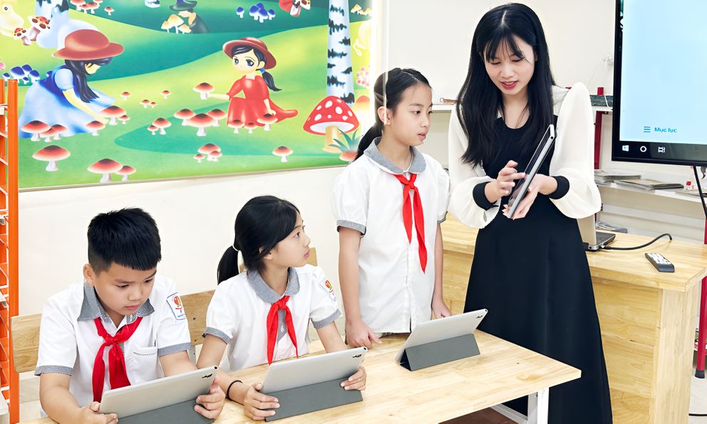 Hơn 64% giáo viên Việt Nam ứng dụng AI trong giảng dạy, cao gấp đôi mức trung bình của thế giới 