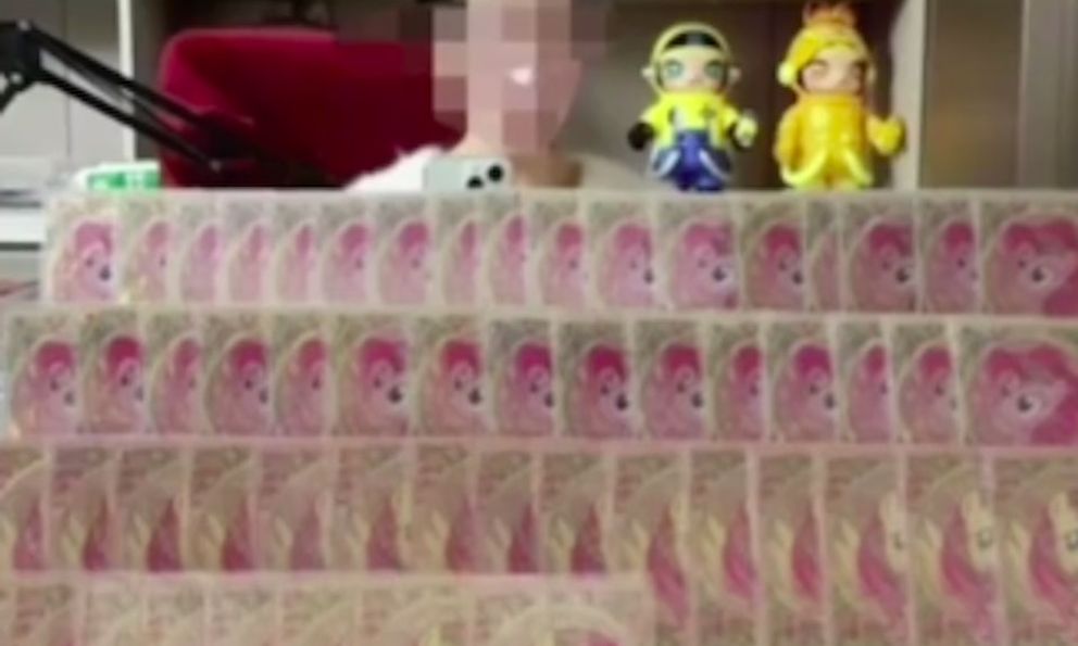 Cô gái 19 tuổi biển thủ 65 tỷ đồng từ công ty gia đình để tặng quà cho các streamer khiến người cha phá sản 