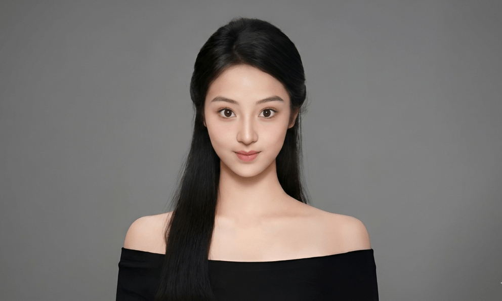 Zoom cận nhan sắc nữ thủ khoa đầu vào của Học viện Hý kịch Trung ương (Trung Quốc) năm 2026 