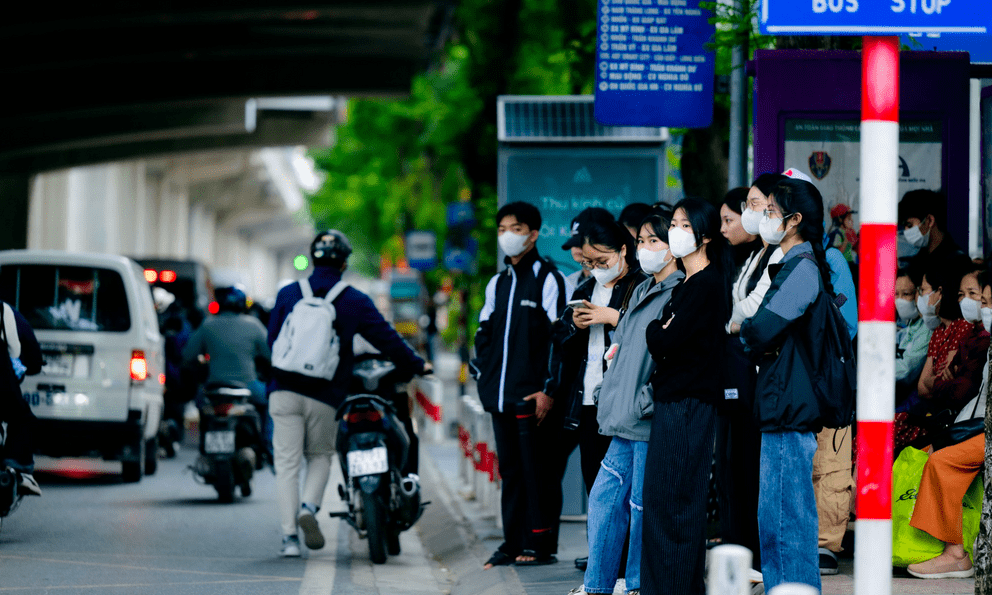 Không khí lạnh tràn về khiến miền Bắc giảm nhiệt sâu, thấp nhất dưới 20 độ