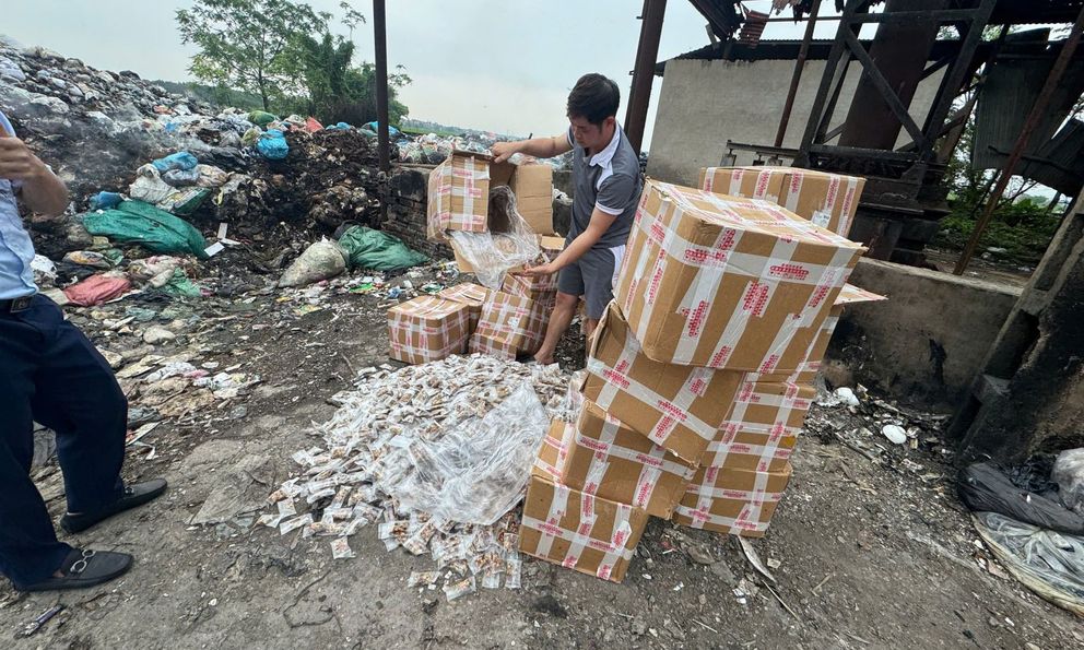 Thu giữ, tiêu hủy 163 kg hạt mít không rõ nguồn gốc chuẩn bị bán ra thị trường