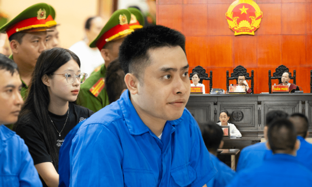 Toàn cảnh ngày đầu tiên phiên tòa sơ thẩm xét xử Bùi Đình Khánh cùng 18 đồng bọn: Thái độ gây chú ý của 