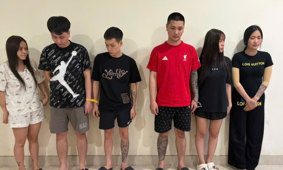 Đột kích phòng trọ tầng 2, công an phát hiện đĩa thủy tinh, thẻ CCCD dính tinh thể trắng: Nguyễn Thanh Tùng và 4 đối tượng bị khởi tố