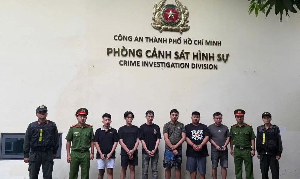 Lời khai của nhóm đối tượng cướp tiệm vàng ở TP.HCM: Quen nhau qua hội 