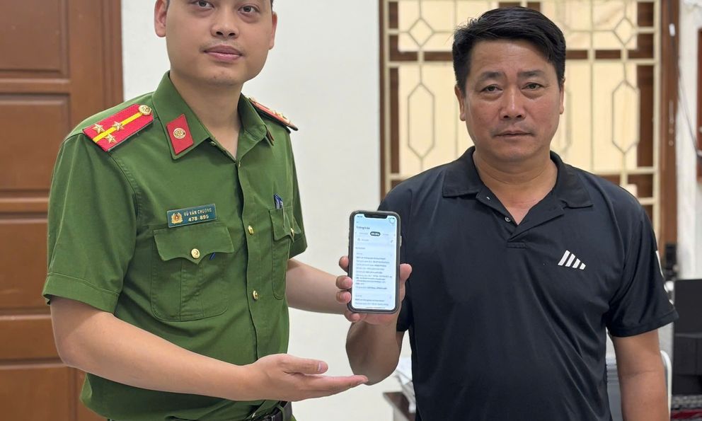 Chuyển khoản thành công 404,2 triệu đồng từ ngân hàng VietinBank sang MBBank, người đàn ông SN 1974 phải trình báo công an