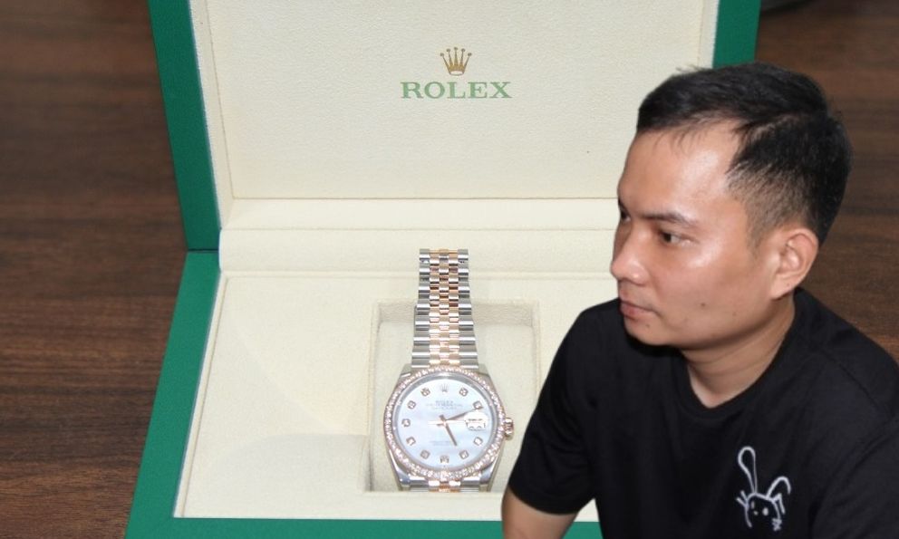 Bắt giữ Trịnh Duy Mạnh SN 1995 khi vừa đem bán đồng hồ Rolex giá 150 triệu đồng