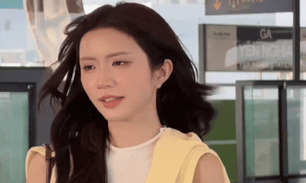 Phát hiện nữ diễn viên phim giờ vàng đẹp vô thực: Visual khi 
