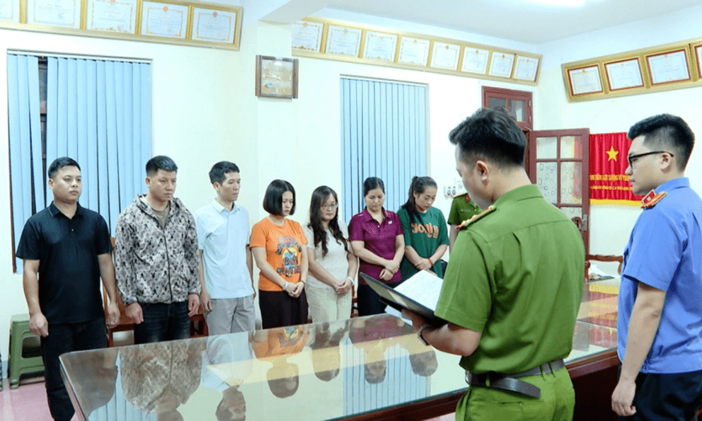 Khởi tố, bắt tạm giam Vũ Duy Hưng cùng 6 nhân viên của điểm di tích Tam Thanh