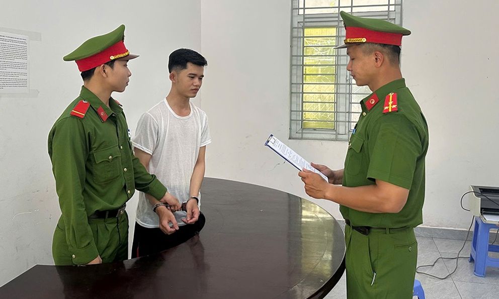 Bắt tạm giam quản lý kiêm thu ngân Đỗ Phú Tâm SN 1999