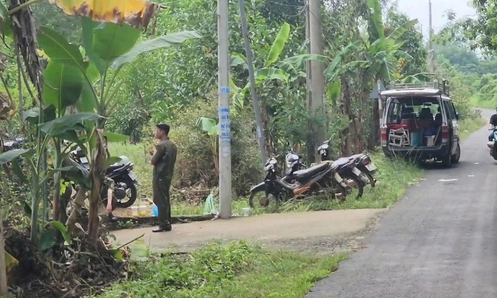 Cụ ông 80 tuổi tử vong trong nhà với nhiều vết máu, cửa bên ngoài bị khóa chặt đầy bí ẩn